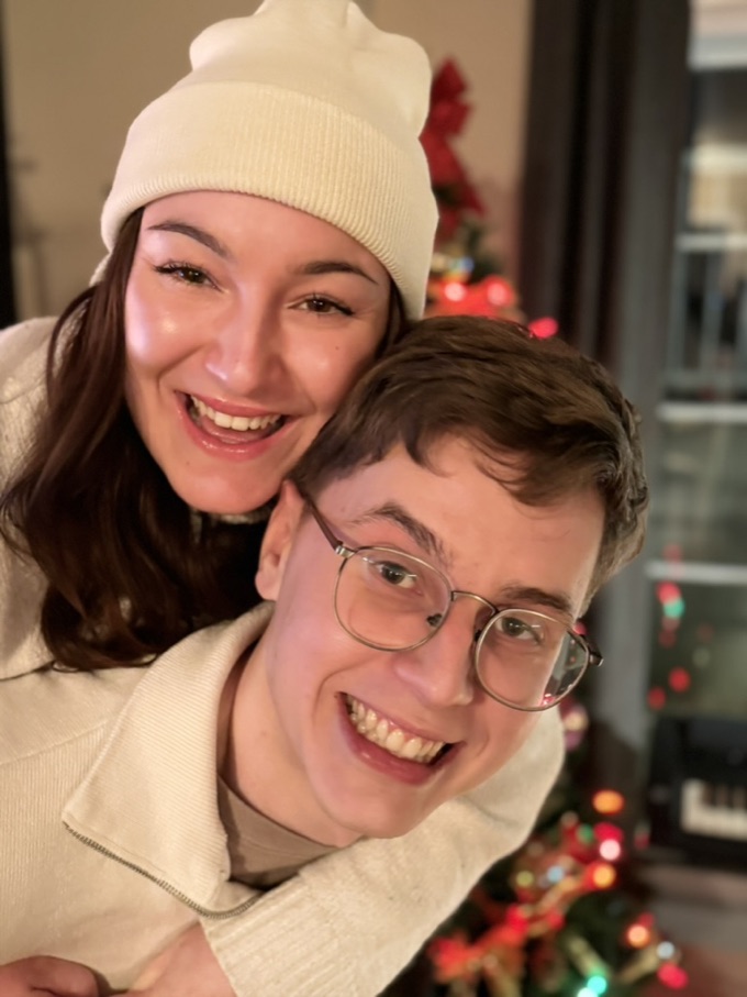 Magali et Loïc, les fondateurs de Coprof, souriants